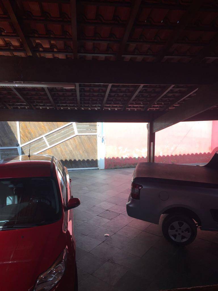 Casa, 3 quartos, 230 m² - Foto 3