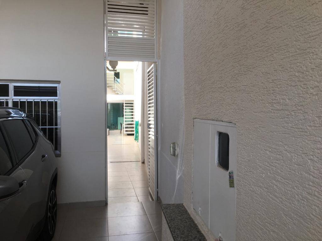Sobrado, 4 quartos, 310 m² - Foto 3