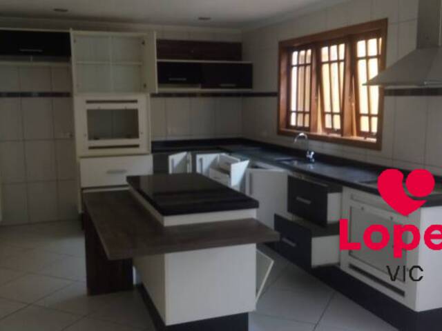 Sobrado para Venda em Poá - 5