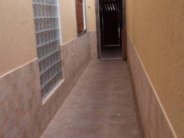 Sobrado para Venda em Poá - 3