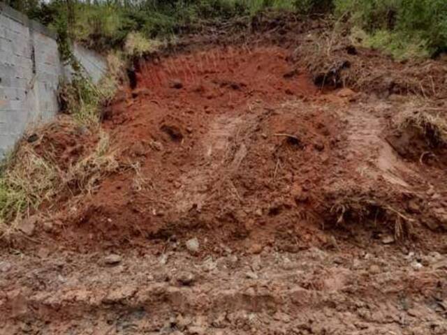 Venda em Parque Residencial Samambaia - Suzano