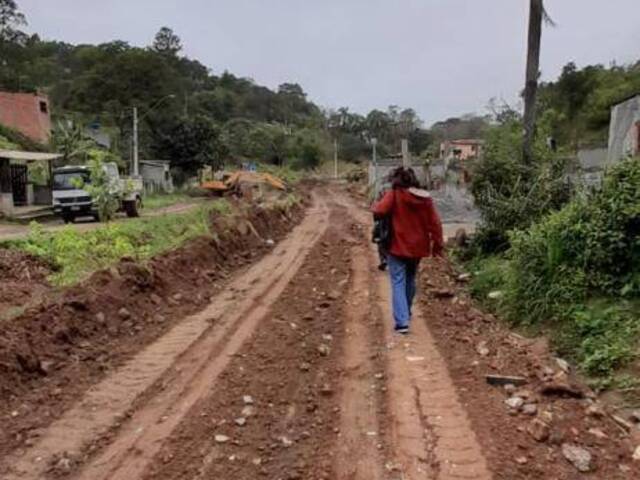 Terreno para Venda em Suzano - 4
