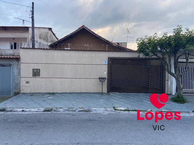 Casa para Venda em Poá - 2