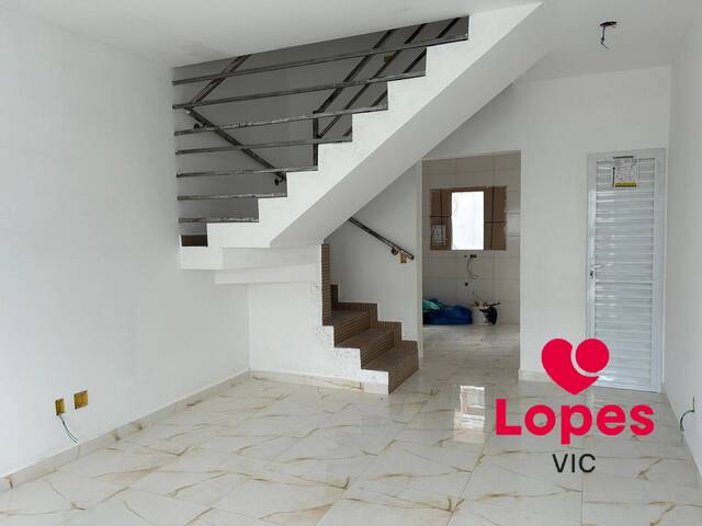 Sobrado para Venda em Poá - 5