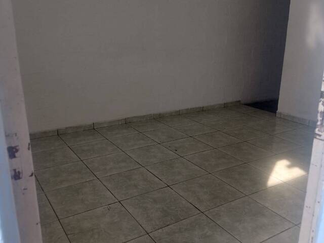 Casa para Venda em Poá - 5