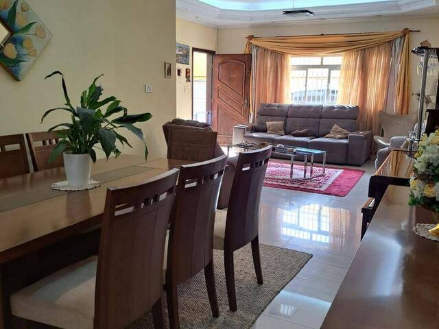 Sobrado para Venda em Suzano - 4