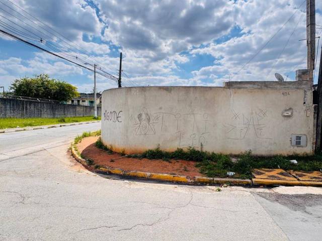 Venda em Vila Urupês - Suzano