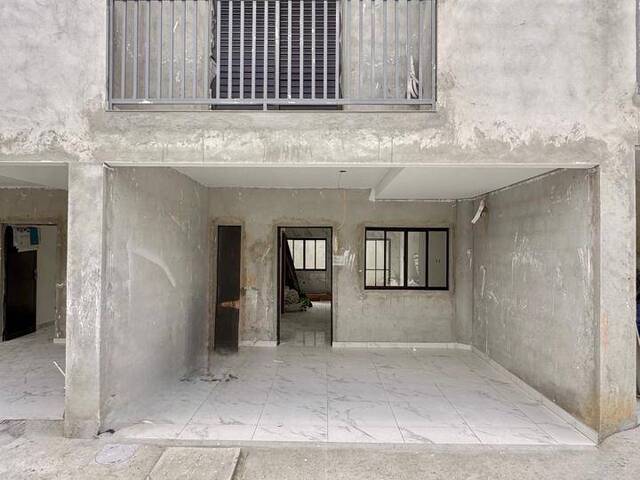 Casa para Venda em Poá - 2