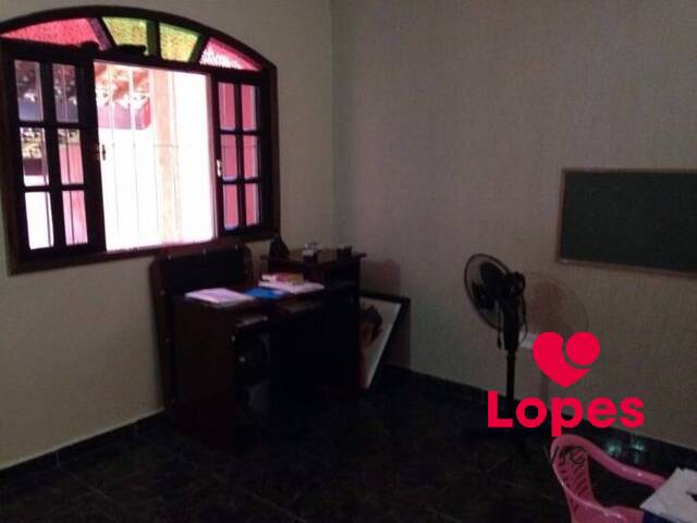 Casa para Venda em Poá - 4