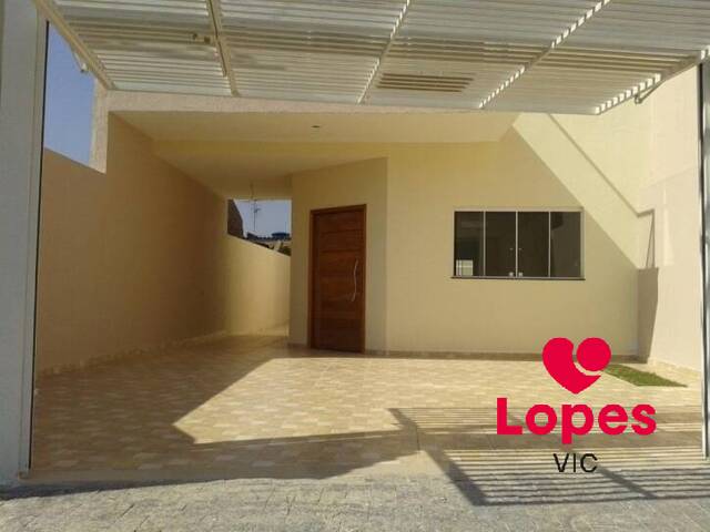 Sobrado para Venda em Suzano - 2