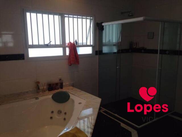 Sobrado para Venda em Poá - 4