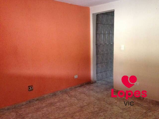 Casa para Locação em Poá - 4