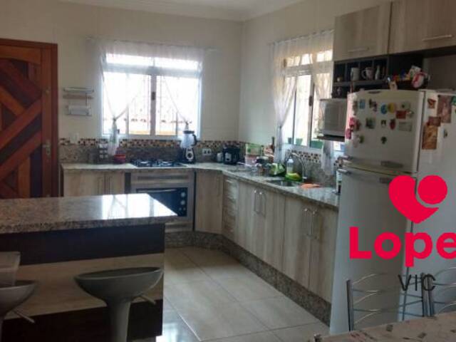 Casa para Venda em Poá - 3