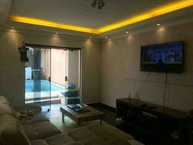 Casa para Locação em Poá - 2