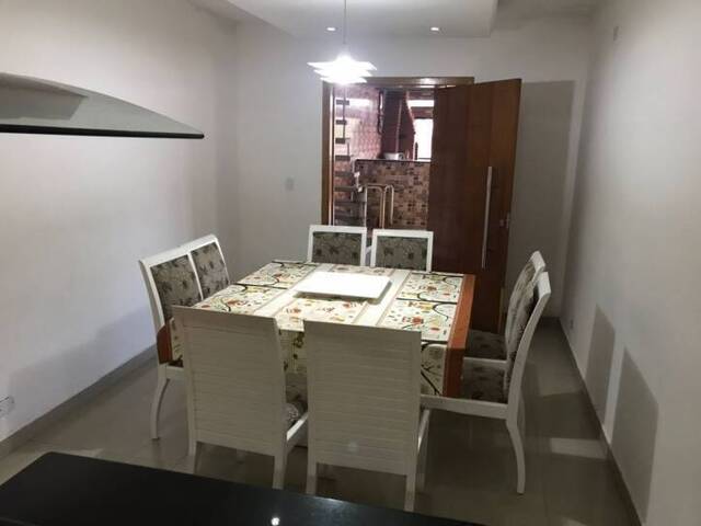 Casa para Venda em Poá - 2