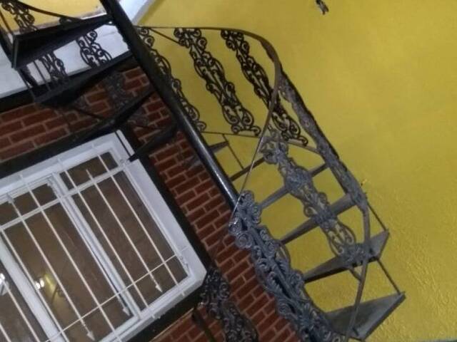 Sobrado para Venda em Poá - 4