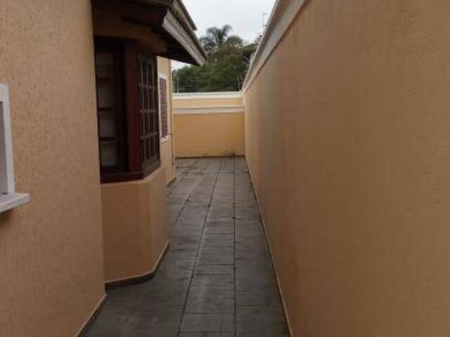 Casa para Locação em Poá - 5