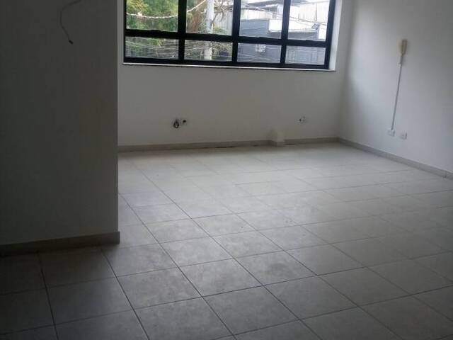 #SL0067 - Sala para Venda em Suzano - SP