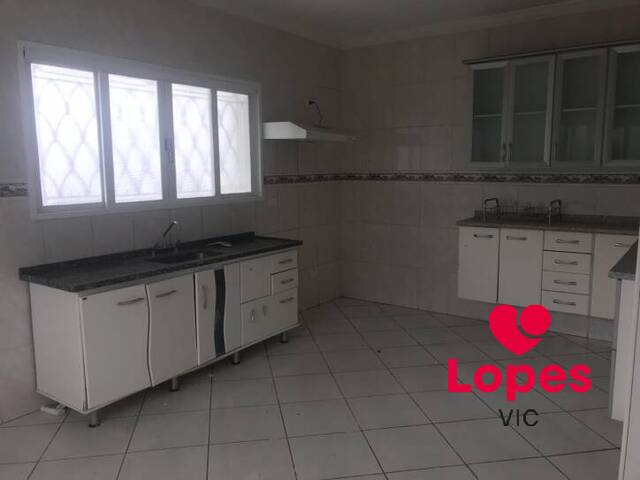 Sobrado para Venda em Poá - 2