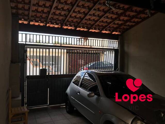 Casa para Venda em Poá - 3