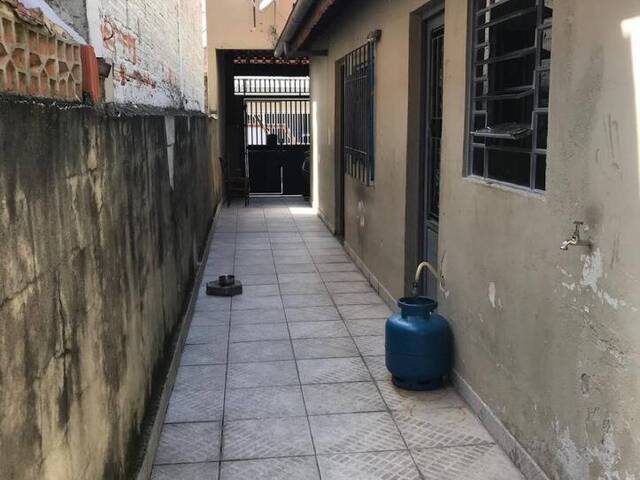 Casa para Venda em Poá - 4