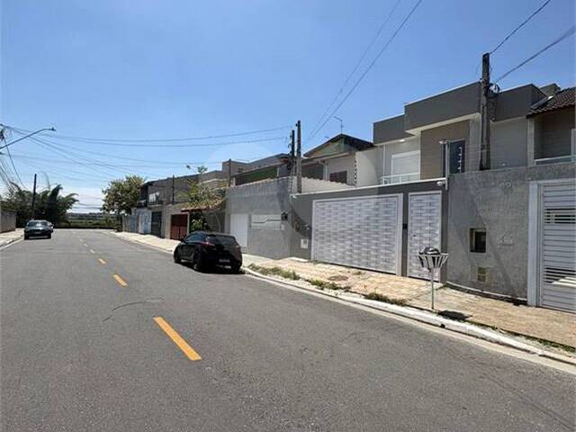 Sobrado para Venda em Suzano - 2