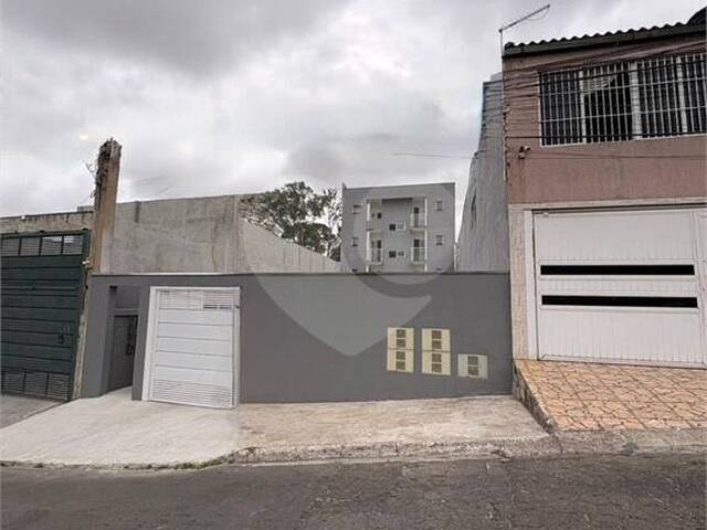Casa em condomínio para Venda em Poá - 2