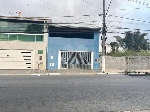 Sobrado para Venda em Suzano - 2