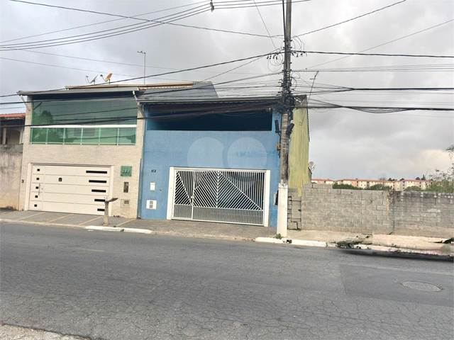 Sobrado para Venda em Suzano - 3