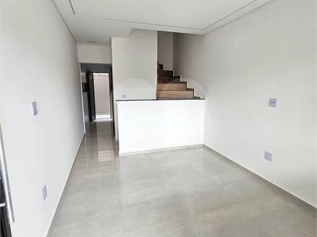 Sobrado para Venda em Praia Grande - 5