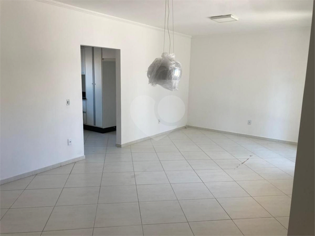 Sobrado para Venda em Mogi das Cruzes - 5