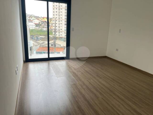 Sobrado para Venda em Arujá - 4