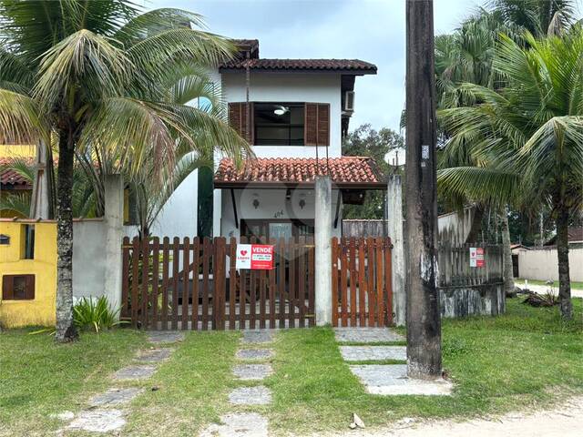 Sobrado para Venda em Bertioga - 2