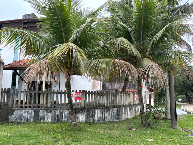 Sobrado para Venda em Bertioga - 4