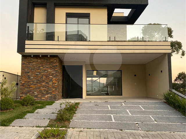 Venda em Parque Residencial Itapeti - Mogi das Cruzes