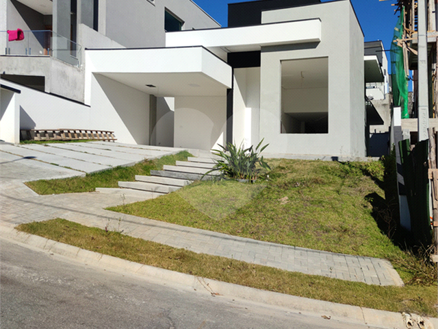 Venda em Parque Residencial Itapeti - Mogi das Cruzes