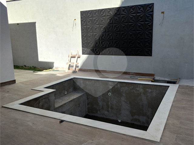 Casa em condomínio para Venda em Mogi das Cruzes - 2