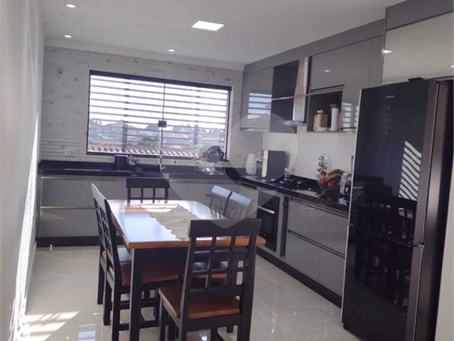 Sobrado para Venda em Suzano - 5