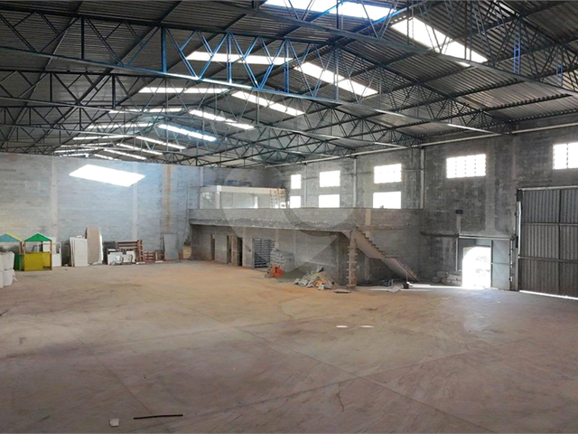 #REO1110256 - Conjunto Comercial para Venda em Suzano - SP