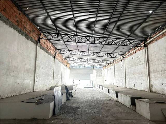 #REO1105702 - Conjunto Comercial para Venda em Itaquaquecetuba - SP