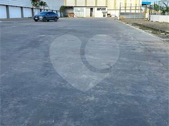 #REO1104907 - Conjunto Comercial para Venda em Suzano - SP