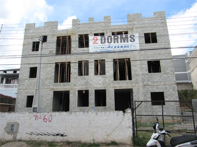 #REO1103703 - Casa em condomínio para Venda em Arujá - SP