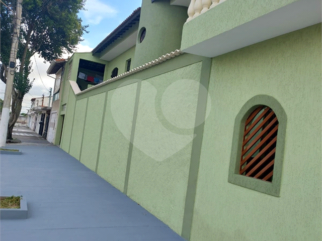 Casa para Venda em Suzano - 2