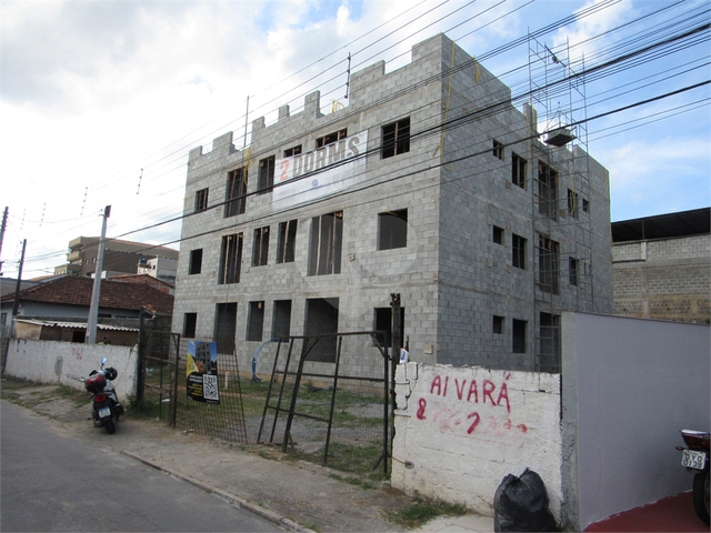 #REO1103303 - Casa em condomínio para Venda em Arujá - SP