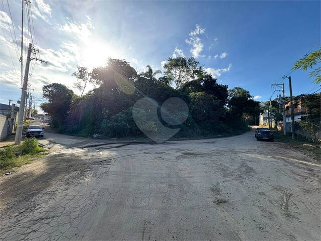 Terreno para Venda em Itaquaquecetuba - 4