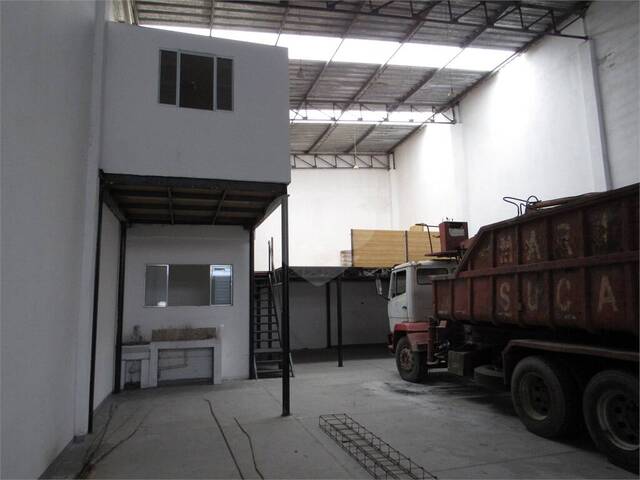 #REO1100855 - Conjunto Comercial para Venda em Suzano - SP