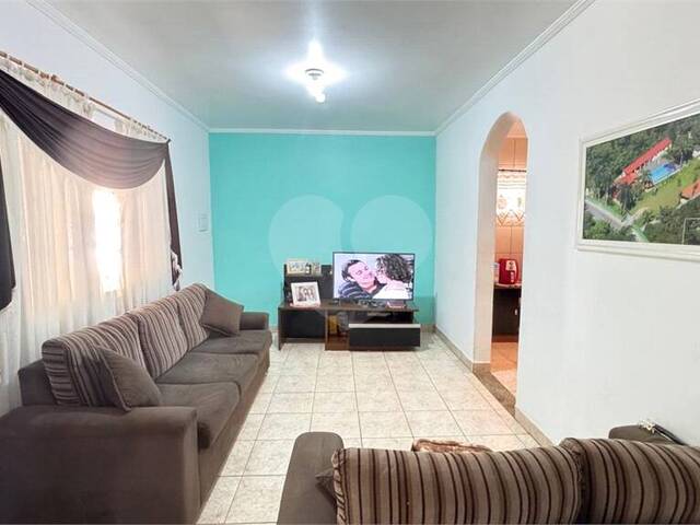 #REO1097350 - Chácara para Venda em Suzano - SP