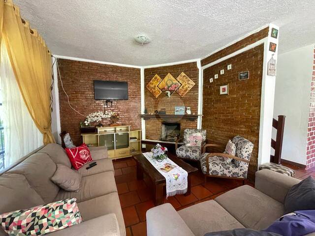 #REO1097928 - Chácara para Venda em Arujá - SP