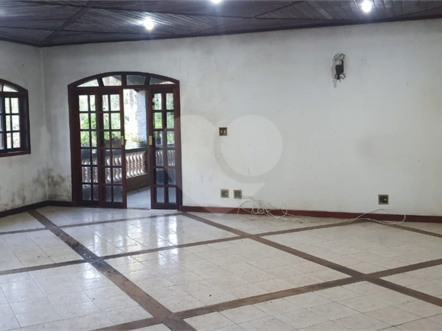 #REO1097970 - Chácara para Venda em Arujá - SP