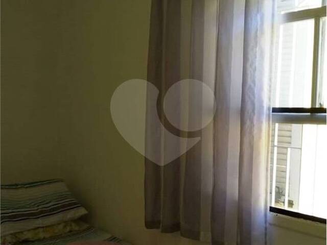 Casa para Venda em Poá - 3